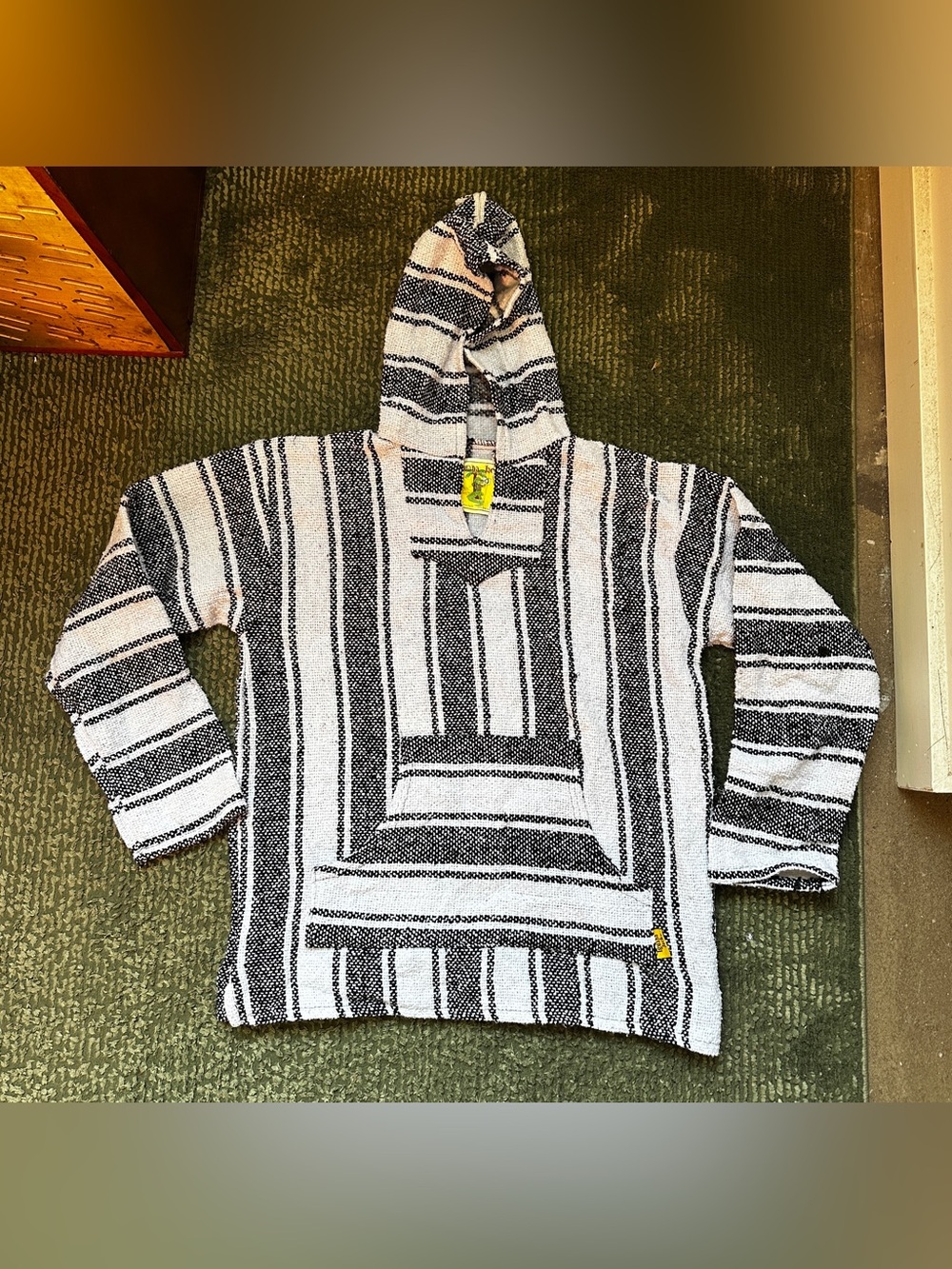 Iguana Jack Woven Earth Ragz Baja Hoodie Casual Black White Striped Pullover M